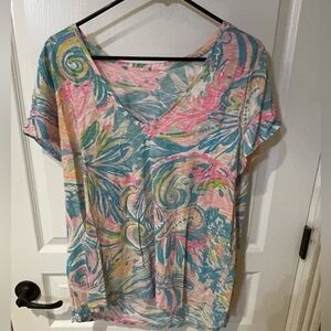 Lilly Pulitzer Etta V-Neck Top Short Sleeve Multi Carnivale Coral Size XL